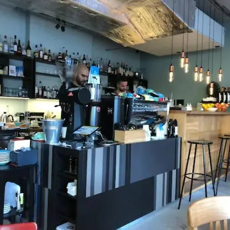 Апартаменты Kaya 3a - Downtown 2br With Balcony Цюрих