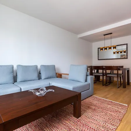 Gemini 3a - Downtown 2br With Balcony Zúrich