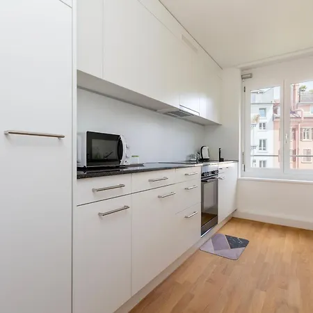 Gemini 3a - Downtown 2br With Balcony * Zúrich