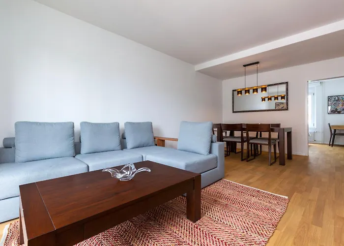Kaya 3a - Downtown 2br With Balcony Zurich